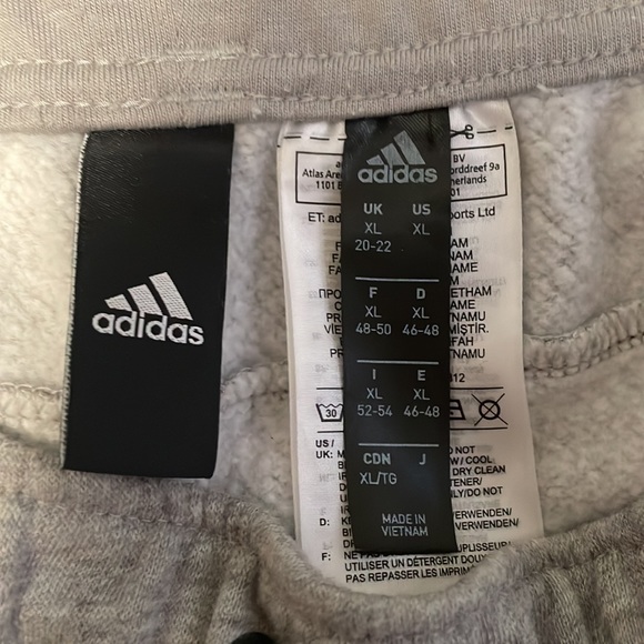 Grey Adidas joggers. In great condition and cuffed at bottom! - Picture 2 of 3